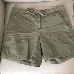 Old navy green tie shorts